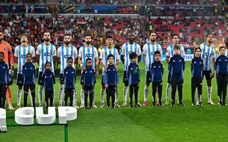 مفاوضات شفهية.. بيراميدز يستهدف ضم نجم البنك الأهلي